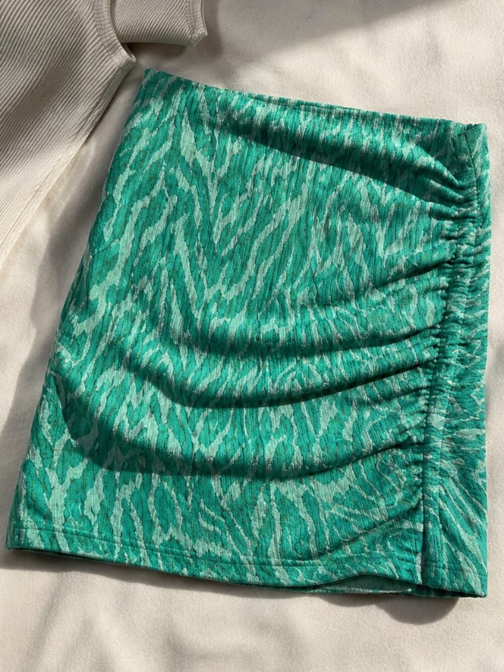 Zara Green Zebra Ruched Mini Skirt Resort Bodycon Vacation Skirt M